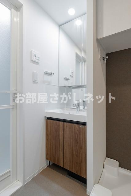 アジールコート三宿テラス【おとり物件なし】#学生・社会人にオススメ！初期費用分割払いOK！の独立洗面台