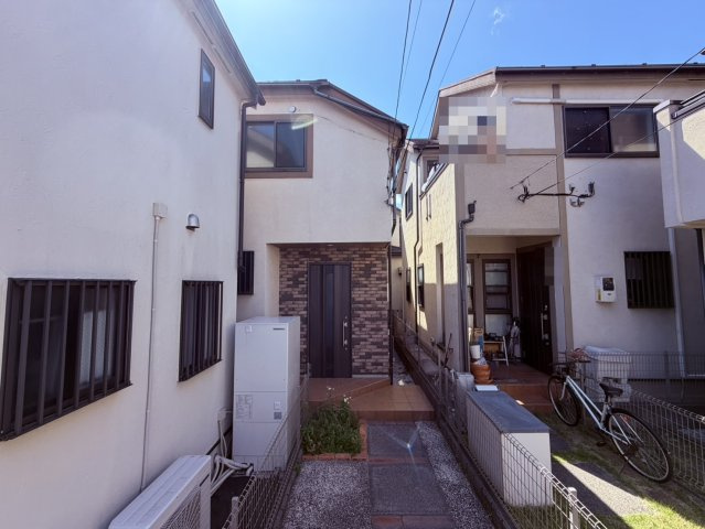 【外観】 | 練馬区三原台２丁目　中古戸建て | 落ち着いた街並みに調和する、洗練された外観デザイン