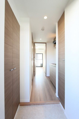 【玄関】 | アゼスト横浜山王