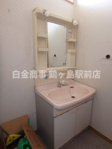 坂戸市鶴舞中古戸建の独立洗面台