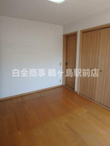 坂戸市鶴舞中古戸建の洋室