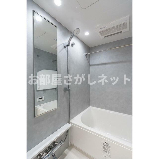 レフィールオーブ代々木【高級賃貸】の浴室