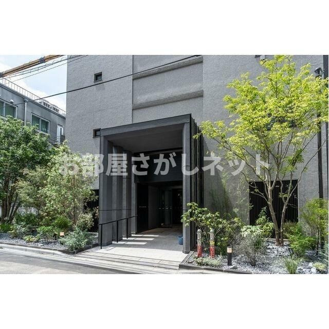 レフィールオーブ代々木【高級賃貸】のエントランス