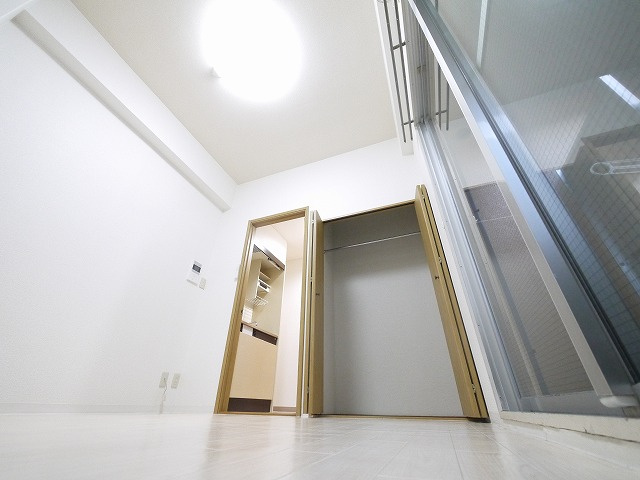 シティパレスＪＲ奈良Ｐ７の内装|きれいな洋室です