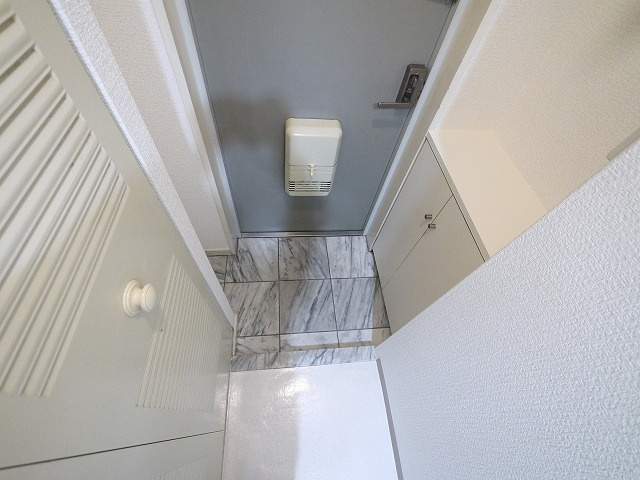 シティパレスＪＲ奈良Ｐ７の玄関|ゆったりとした玄関です