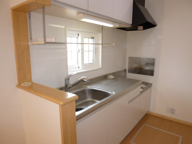 ＳＵＮ’Ｓ　ＧＡＲＤＥＮ中央Ⅲのキッチン