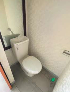 大阪市中央区日本橋１丁目の事務所のトイレ