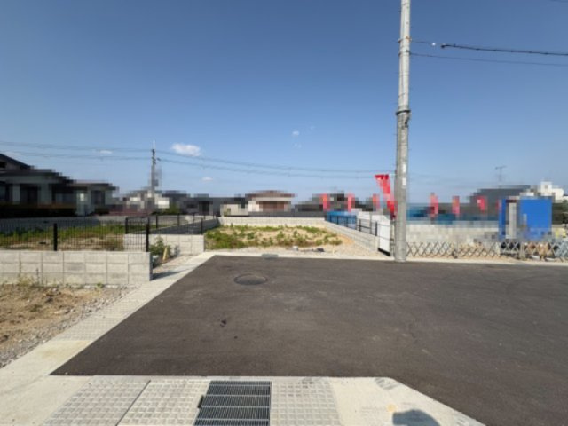 長岡京市長法寺力池の前面道路含む現地写真|前道約6ｍ