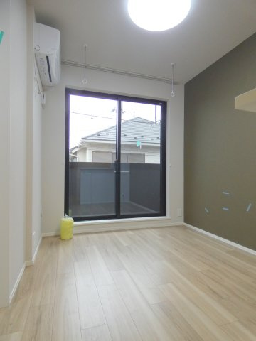 メゾンノワールの居間・リビング