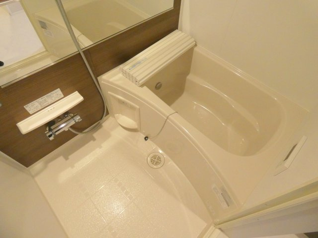 メゾンノワールの浴室