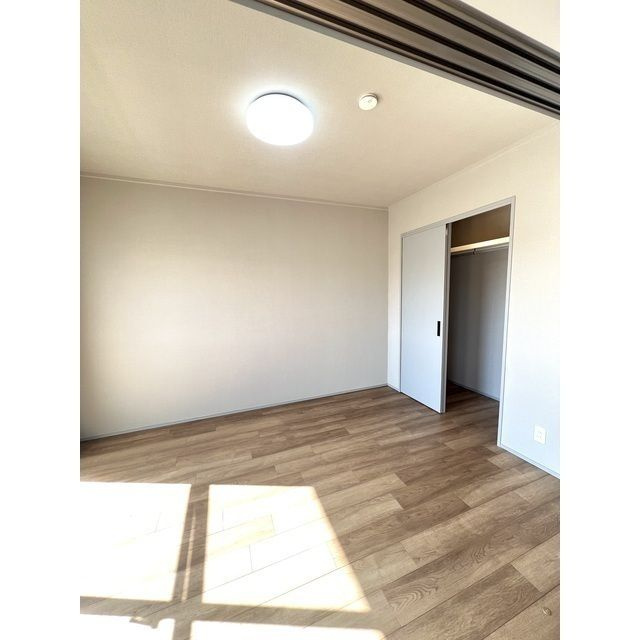 ＲＥＳＴＡ目黒の居間・リビング