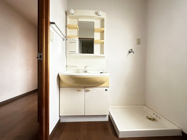 エトワール城見の独立洗面台