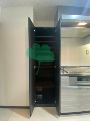 【玄関】 | ORIENT　No.122(オリエントビルNo.122) | 下駄箱もしっかりついてます！