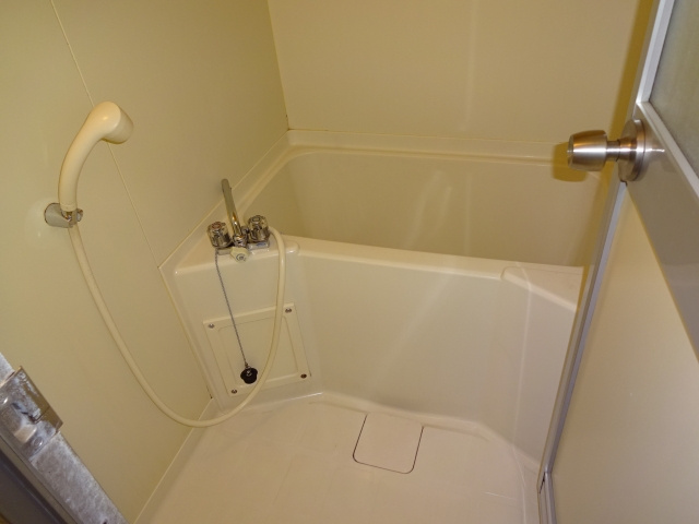 サンモール井上の浴室