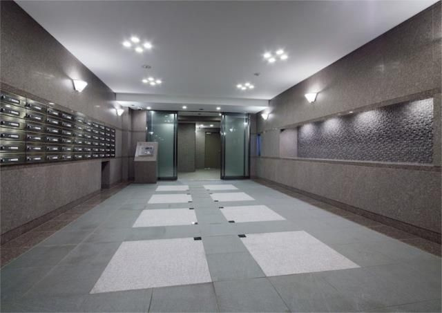 ルーブル亀戸のエントランス