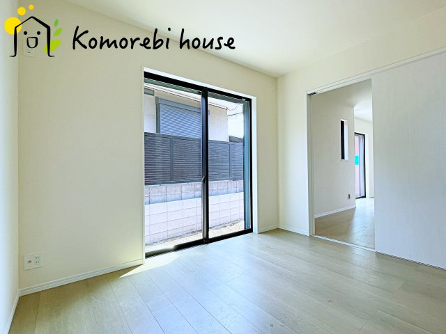 第1　見沼区東宮下　新築一戸建て　ハートフルタウン　Aの洋室|ゆったりした洋室です