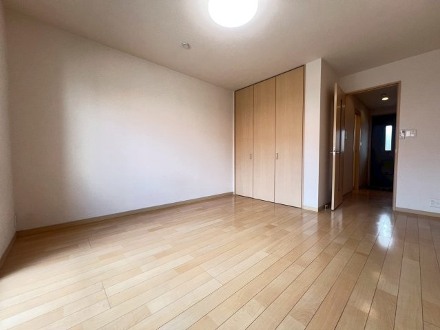 クオーレ千里の洋室