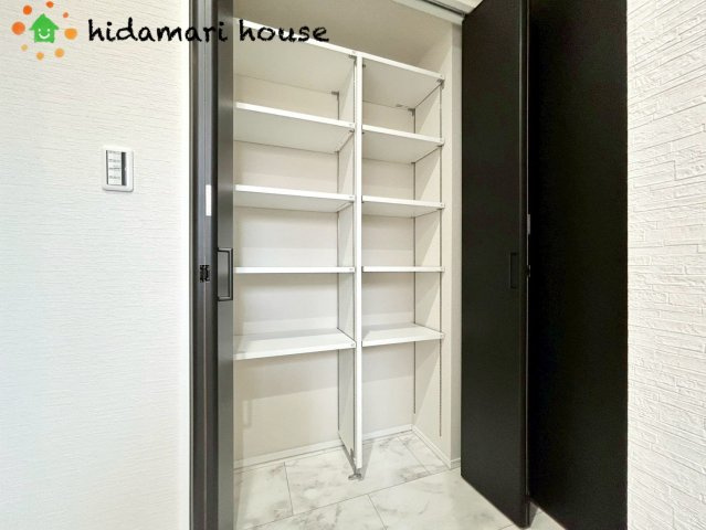 グリーンガーデン大宮大和田　新築戸建　Aの収納