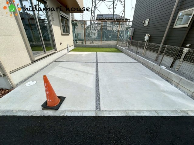 グリーンガーデン大宮大和田　新築戸建　Aの駐車場
