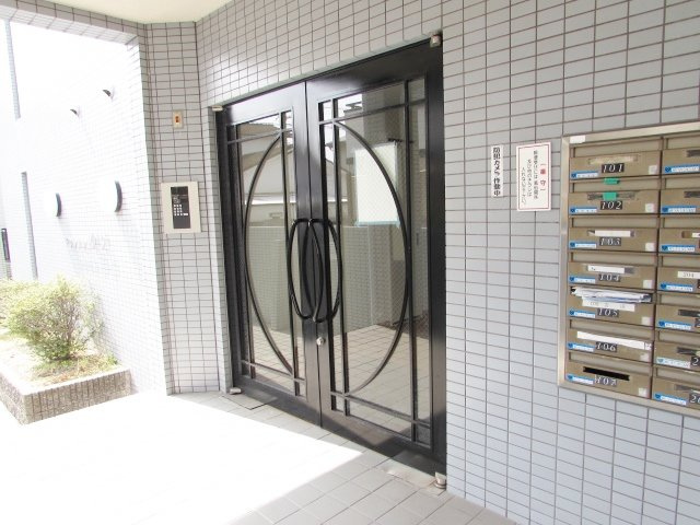 マンションゆうのエントランス