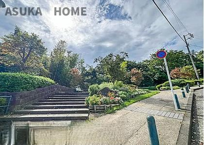 エスペランサ第６綱島のその他|大倉山公園は家族で遊べる公園ですね。