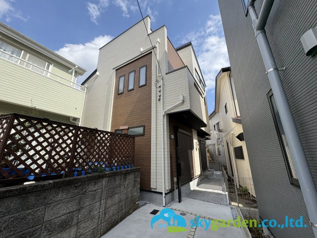 藤沢市片瀬　新築戸建　全1棟の外観|外観もきれいです