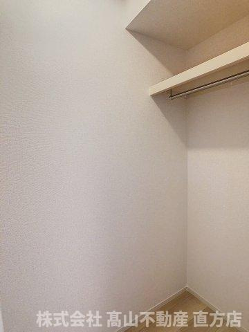 北九州市八幡西区馬場山緑のアパートの収納
