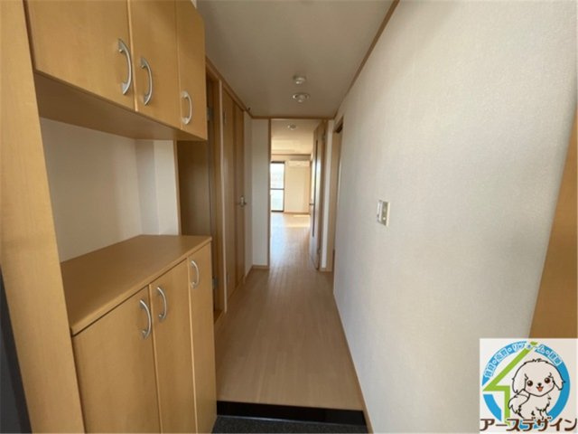 マウントック・レオの玄関|パース写真