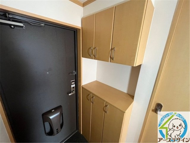 マウントック・レオの玄関|パース写真