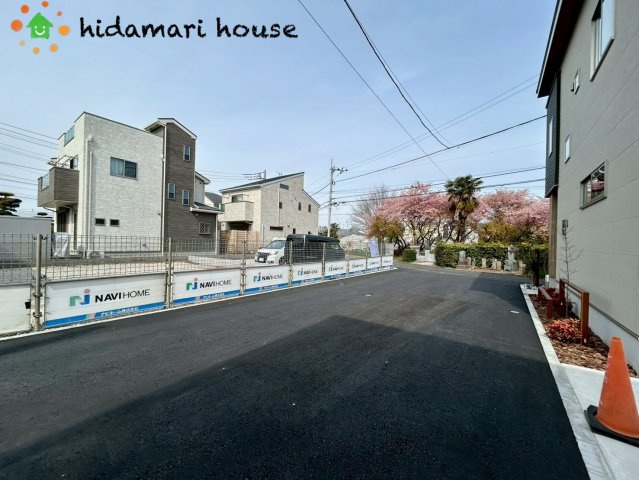 グリーンガーデン大宮大和田　新築戸建　Bの前面道路含む現地写真