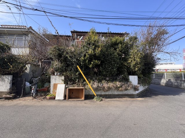 練馬区西大泉町 限定1区画の外観|～更地渡しになります～
南東角地
陽当り・風通し良好です♪♪
土地面積129.23m2　約39.09坪のゆとりある敷地