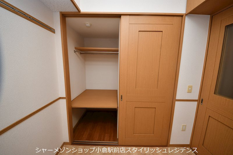 ニューリバー戸畑の収納