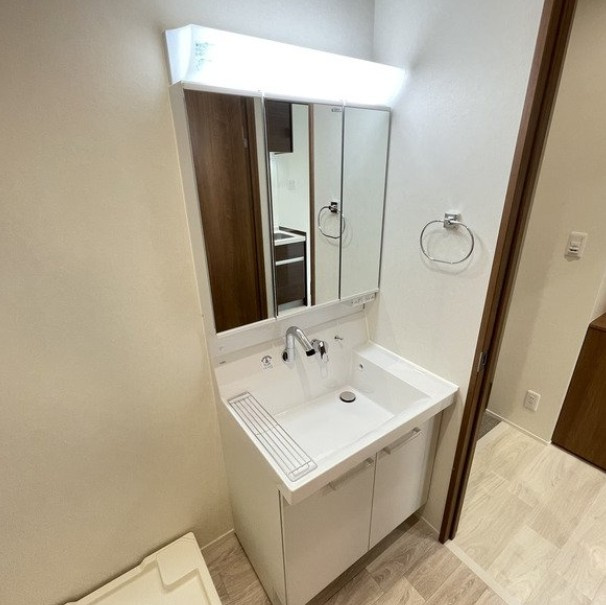 【独立洗面台】