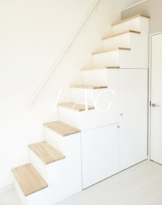 【収納】 | ルフレ新百合ヶ丘 | 階段下収納です。