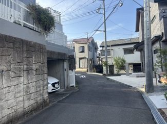 【前面道路含む現地写真】 | 戸建　藤沢市片瀬 | 前面道路
