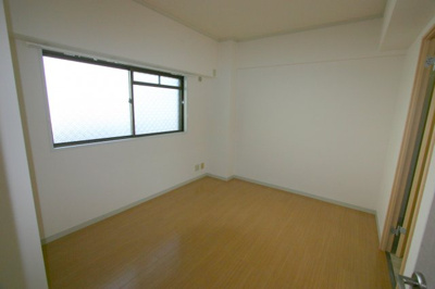 【洋室】 | パークヴィラ | ※同タイプの写真となり、実際のお部屋とは異なる場合があります