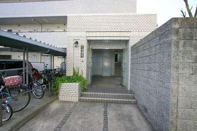 【エントランス】 | パークヴィラ