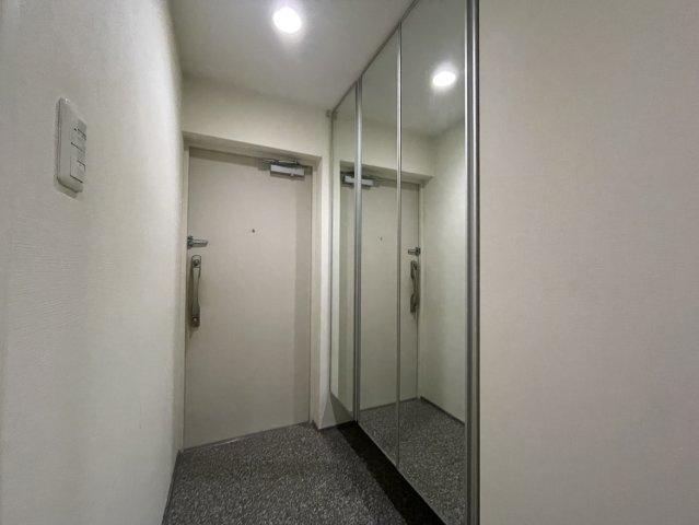 アルファステイツ市駅西の玄関