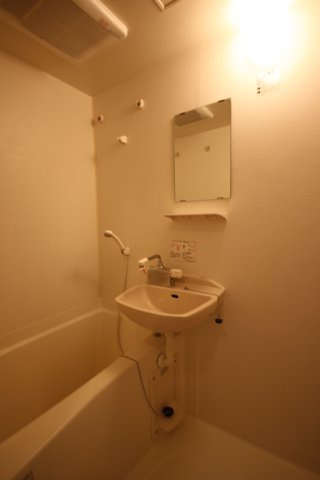 【浴室】