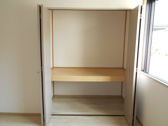 メゾン　ソレイユの収納