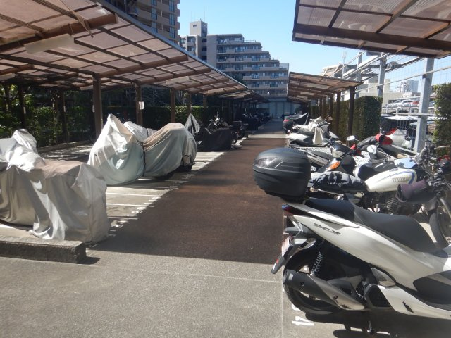 シスナブ池袋本町の駐輪場