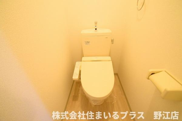 アンプルールフェール今津のトイレ