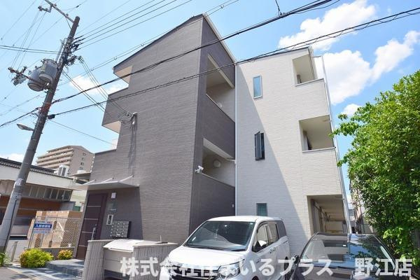 アンプルールフェール今津の外観