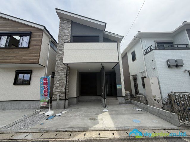 平塚市黒部丘２期　新築戸建　全２棟　１号棟の外観