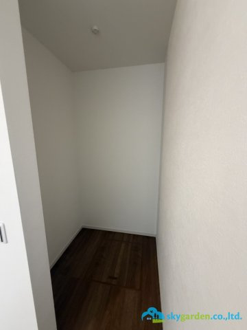 平塚市黒部丘２期　新築戸建　全２棟　１号棟の収納