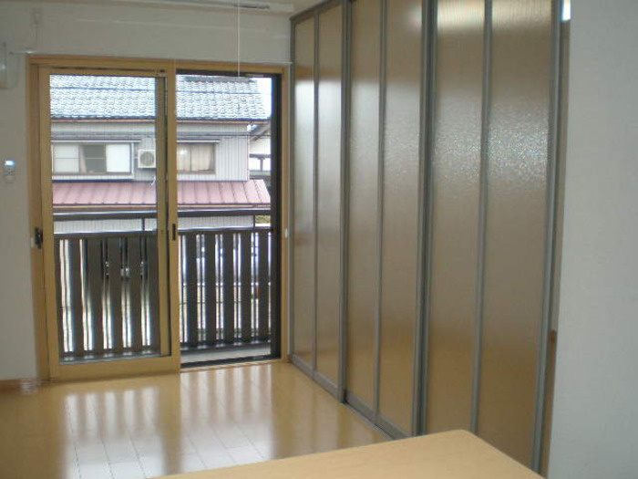 アルナス開発の居間・リビング