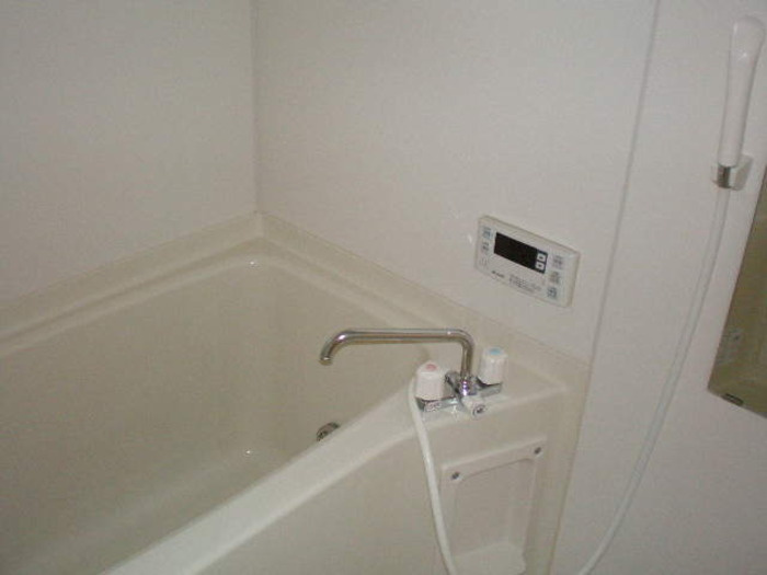 アルナス開発の浴室