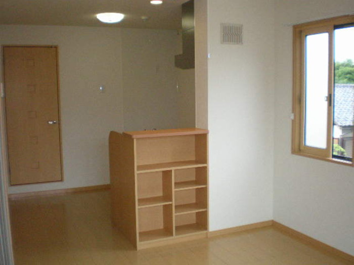 アルナス開発の内装