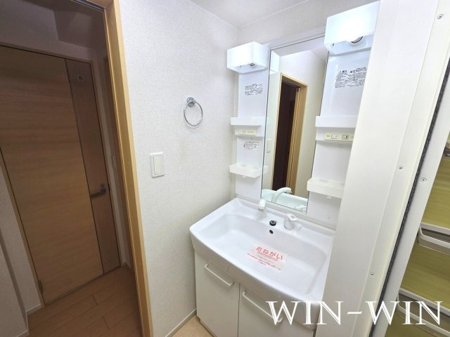 イースタン・パーク51 Bの独立洗面台