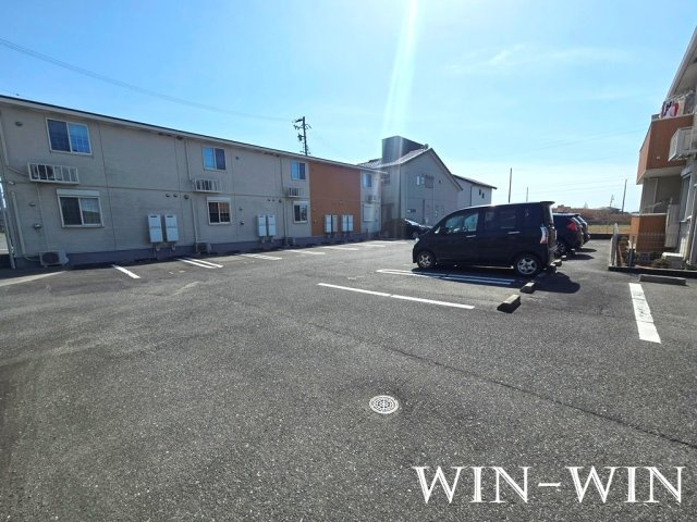 イースタン・パーク51 Bの駐車場